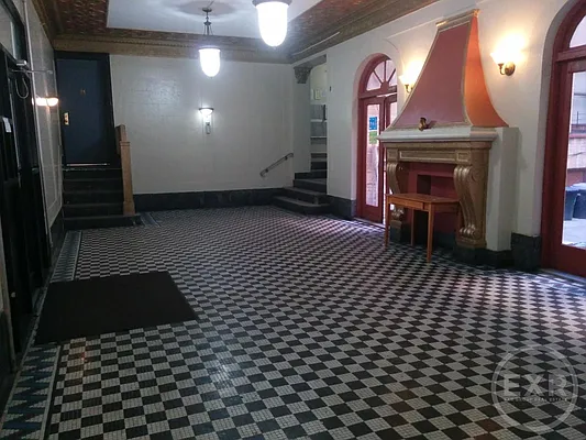 Rented by EXR | media 5