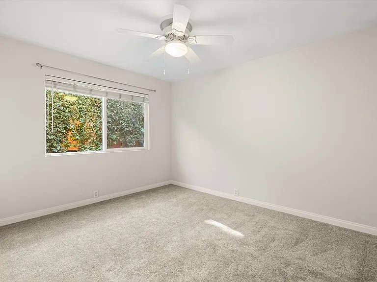 1223 Garden St #D — Photo 31