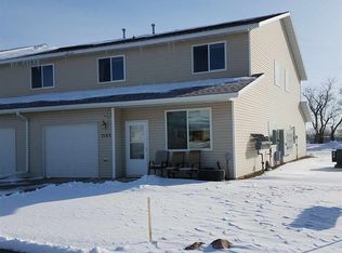 2103 13th St NW, Minot, ND 58703