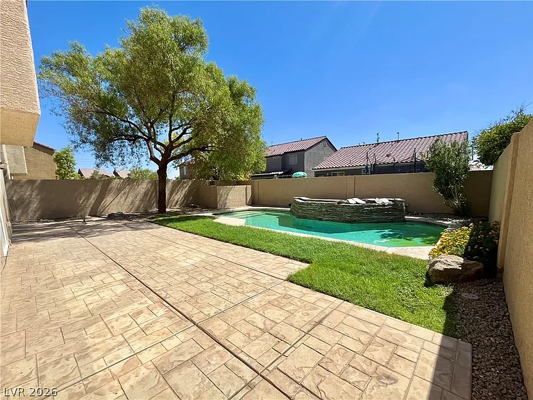 9924 Clover Field Ct — Photo 34