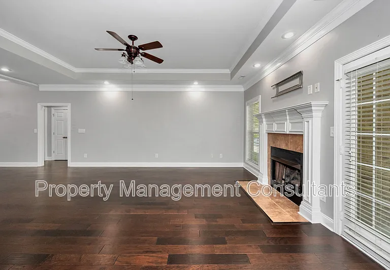 108 Blackwood Dr NW — Photo 15