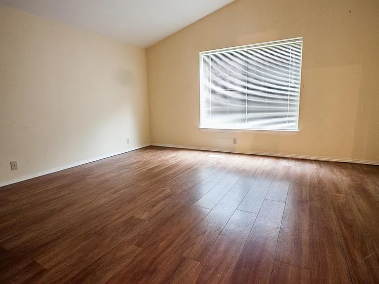 4040 Summitview Way — Photo 11