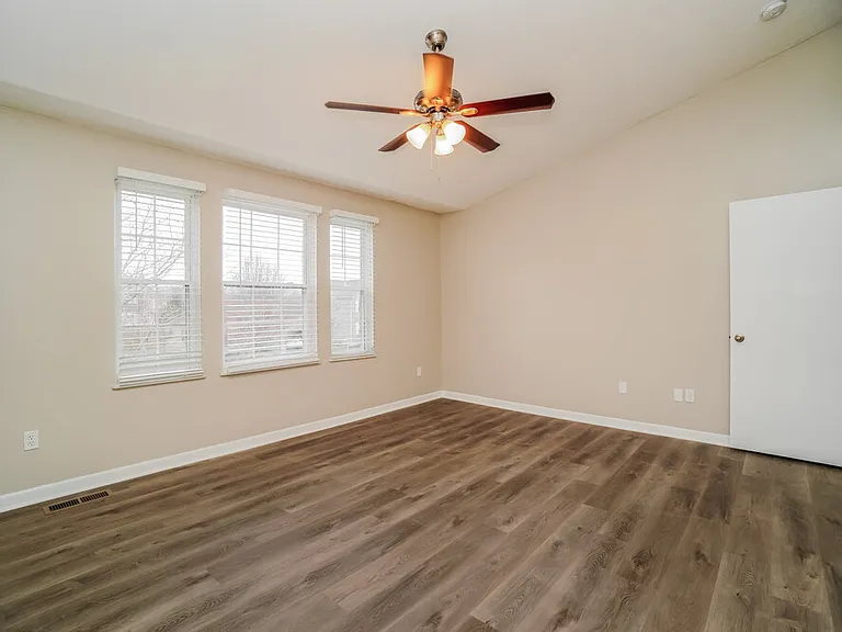 111 Brenden Loop — Photo 12