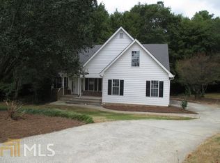 265 Summer Walk Dr, Covington, GA 30016