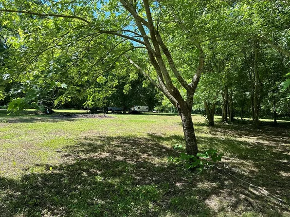 10332 Hare Valley Dr, Exmore, VA 23350