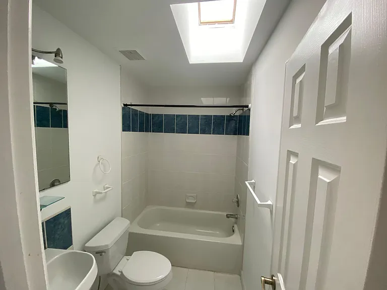 1021 Rolling Farm Dr — Photo 19