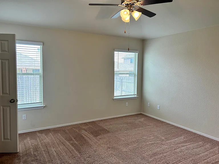 1309 Juneberry Park Dr — Photo 18