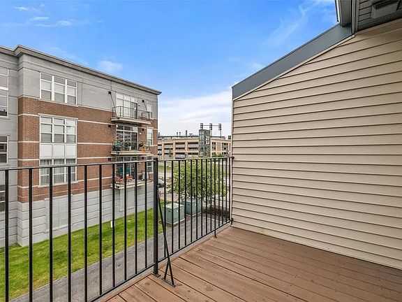 2nd image of 2452 Woodward Ave