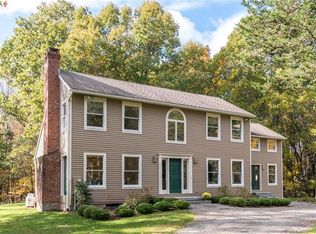 1717 Tuttle Ave, Cheshire, CT 06410