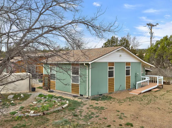 127 Skyline Dr, Edgewood, NM 87015