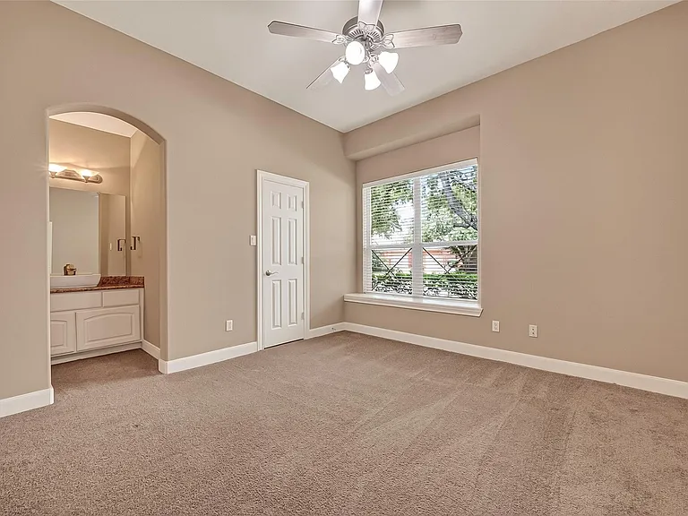 5934 Solar Point Ln — Photo 29