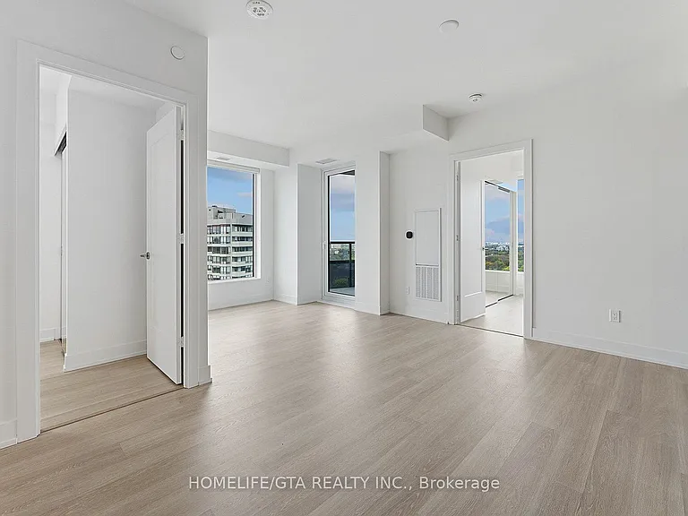 60 Central Park Dr #2413 — Photo 8