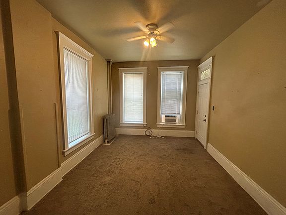 3rd image of 560 Loras Blvd #560A