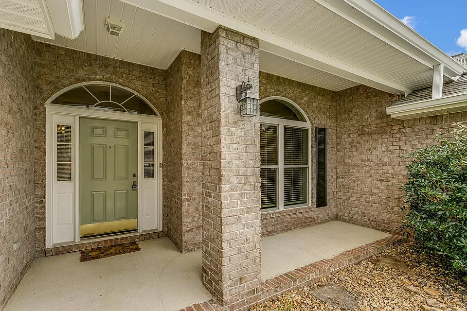 2295 Heritage Circle - 1 — Photo 2