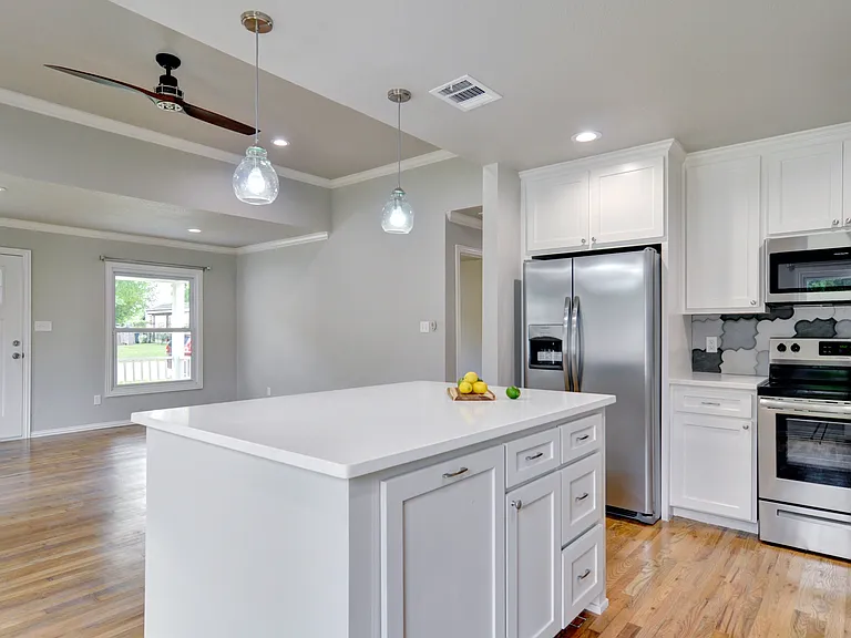 4024 Winfield Ave — Photo 10