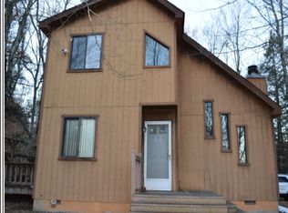 Commanche Cir, Lake Ariel, PA 18436