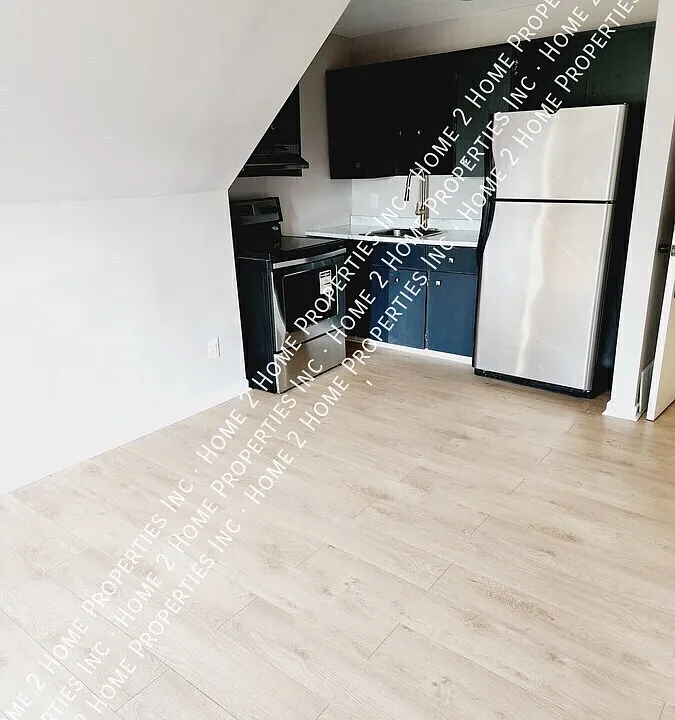 247 Langlois Ave #3D
