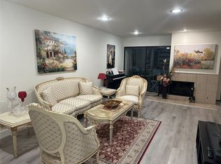 15335 Magnolia Blvd APT 215, Sherman Oaks, CA 91403