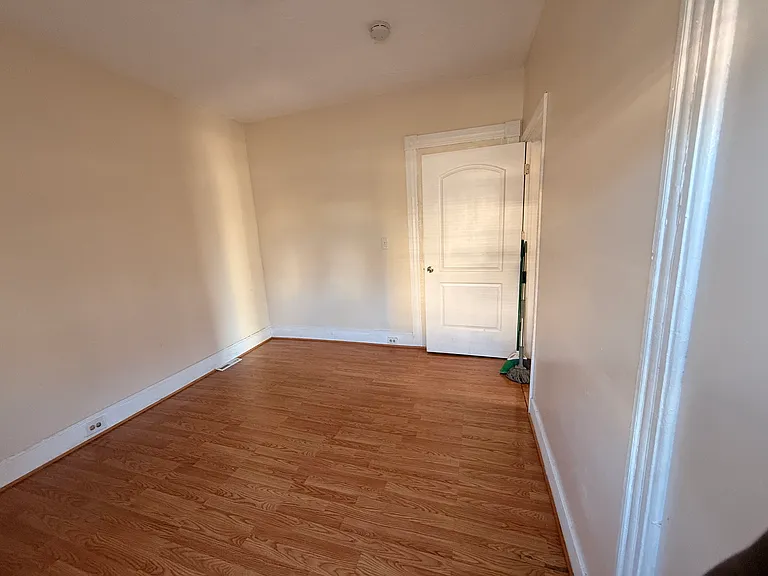426 Jane St #1 — Photo 12