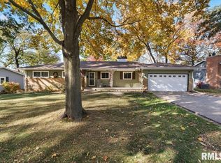 2620 Harmony Dr, Bettendorf, IA