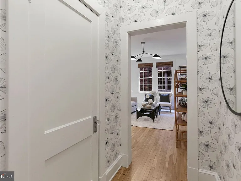 1705 Lanier Pl NW #304 — Photo 4