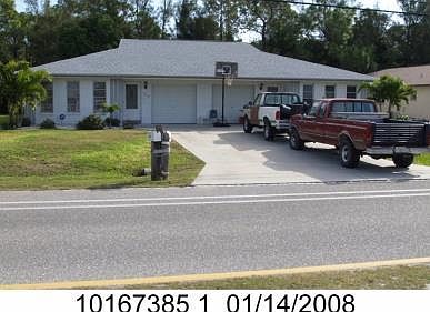 1st image of 941 SE 24th Ave