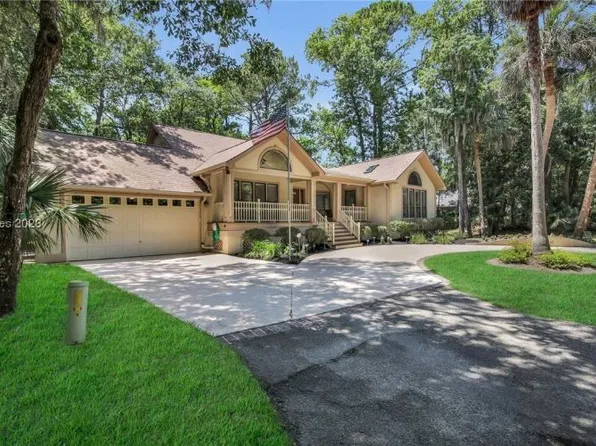 6 Dove St, Hilton Head Island, SC 29928