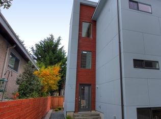 827 NW 52nd St #A, Seattle, WA