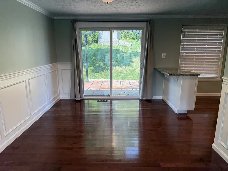 3124 Haberlein Rd — Photo 4