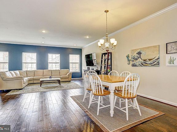 4th image of 7429 Saint Margarets Blvd