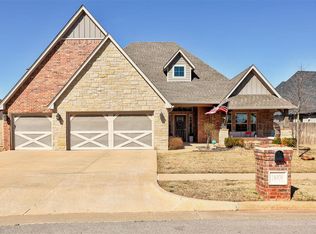 18909 Hill Valley Way, Edmond, OK 73012