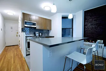 Rented by Bond New York