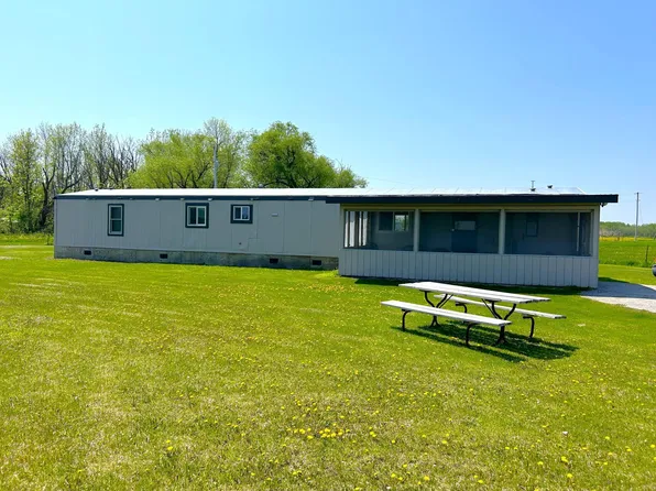 31795 630th Ave, Warroad, MN 56763