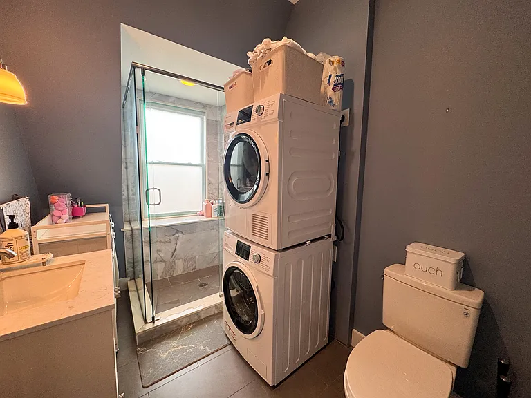 137 Walnut St #3 — Photo 7