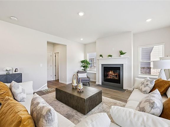 7th image of this home
