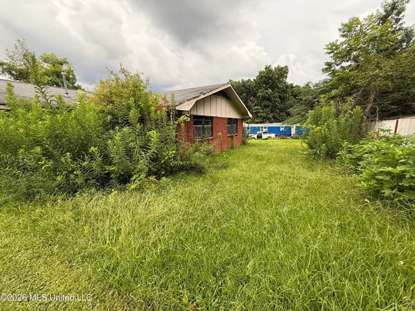 10 King Cir, Natchez, MS 39120
