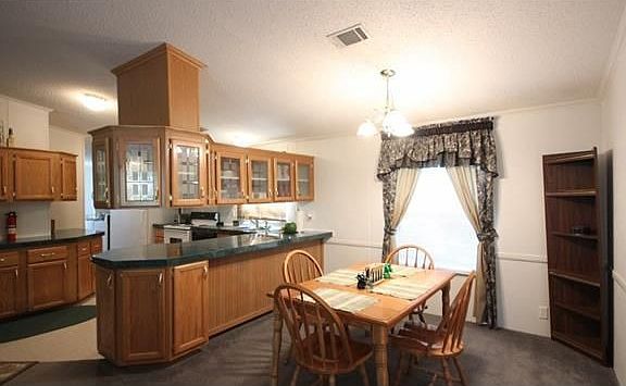 4th image of 218 Green Mountain Dr