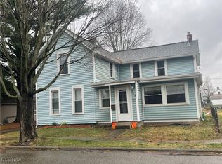 134 8th St SW, New Philadelphia, OH 44663