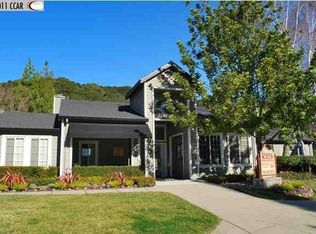 475 Canyon Oaks Dr APT D, Oakland, CA