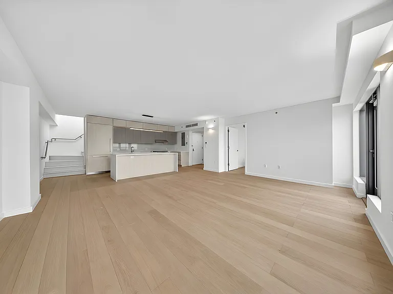 33-71 Prince St #15J — Photo 5