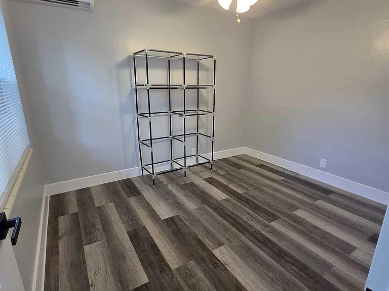 1501 N Andrews Ave — Photo 4