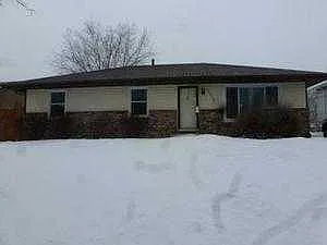 5416 Pershing Blvd photo 1