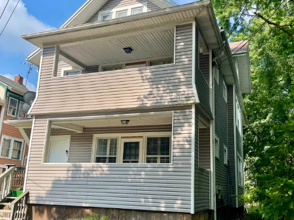 250 Oakdale Ave APT 3, Akron, OH 44302