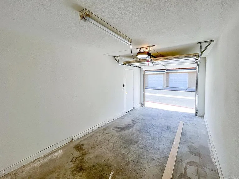 721 Buena Tierra Way #190 — Photo 27