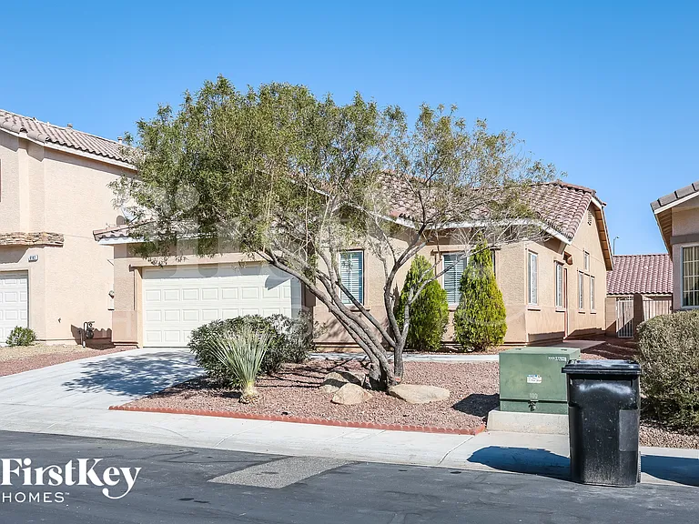6138 Sydney Bay Ct — Photo 2