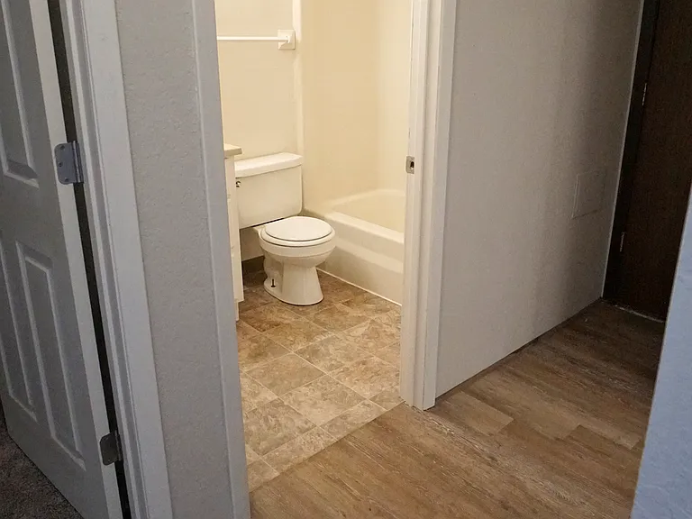 Silver Bell Apartments — Photo 24