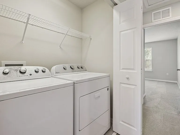 8130 Bluejack Oak Dr — Photo 27