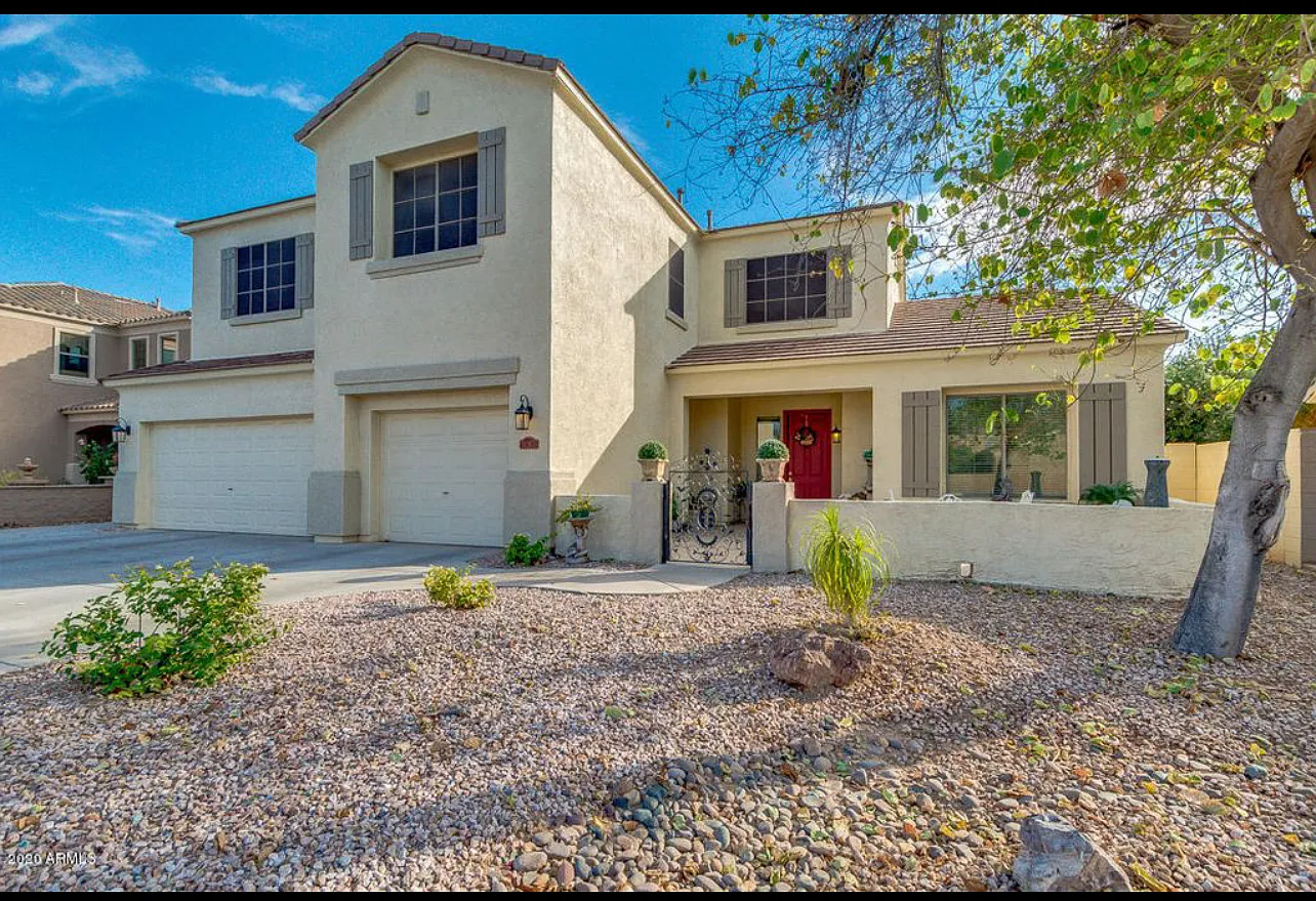 6 bed, 3.5 bath, 4106 sqft, $4,199 — Photo 1