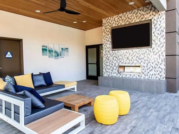 5th image of 12350 Del Amo Blvd #211