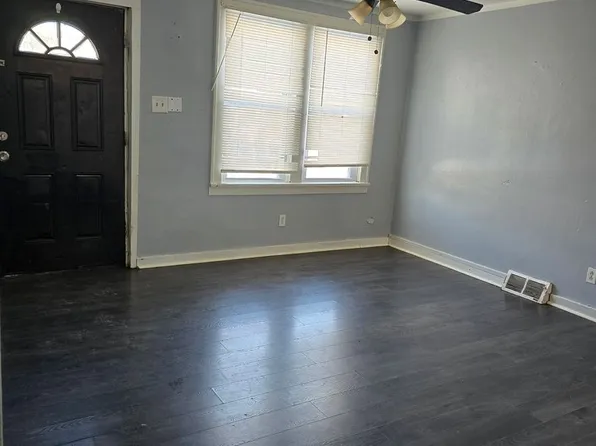 2650 E 24th St, Granite City, IL 62040